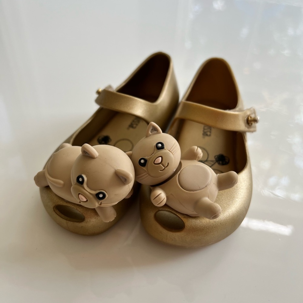 Mini Melissa Gold Ultragirl Flat with Teddy Bear